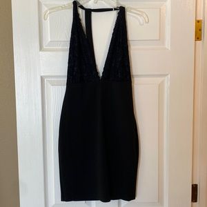 Lulu’s black mini dress